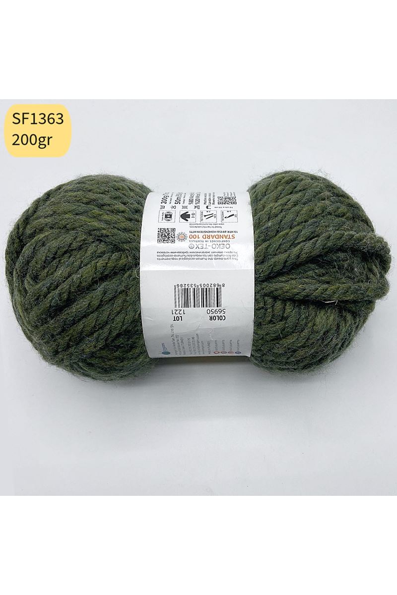 Stok Fazlası Yumak 200gr Yünlü Kalın Çam Yeşili SF1363